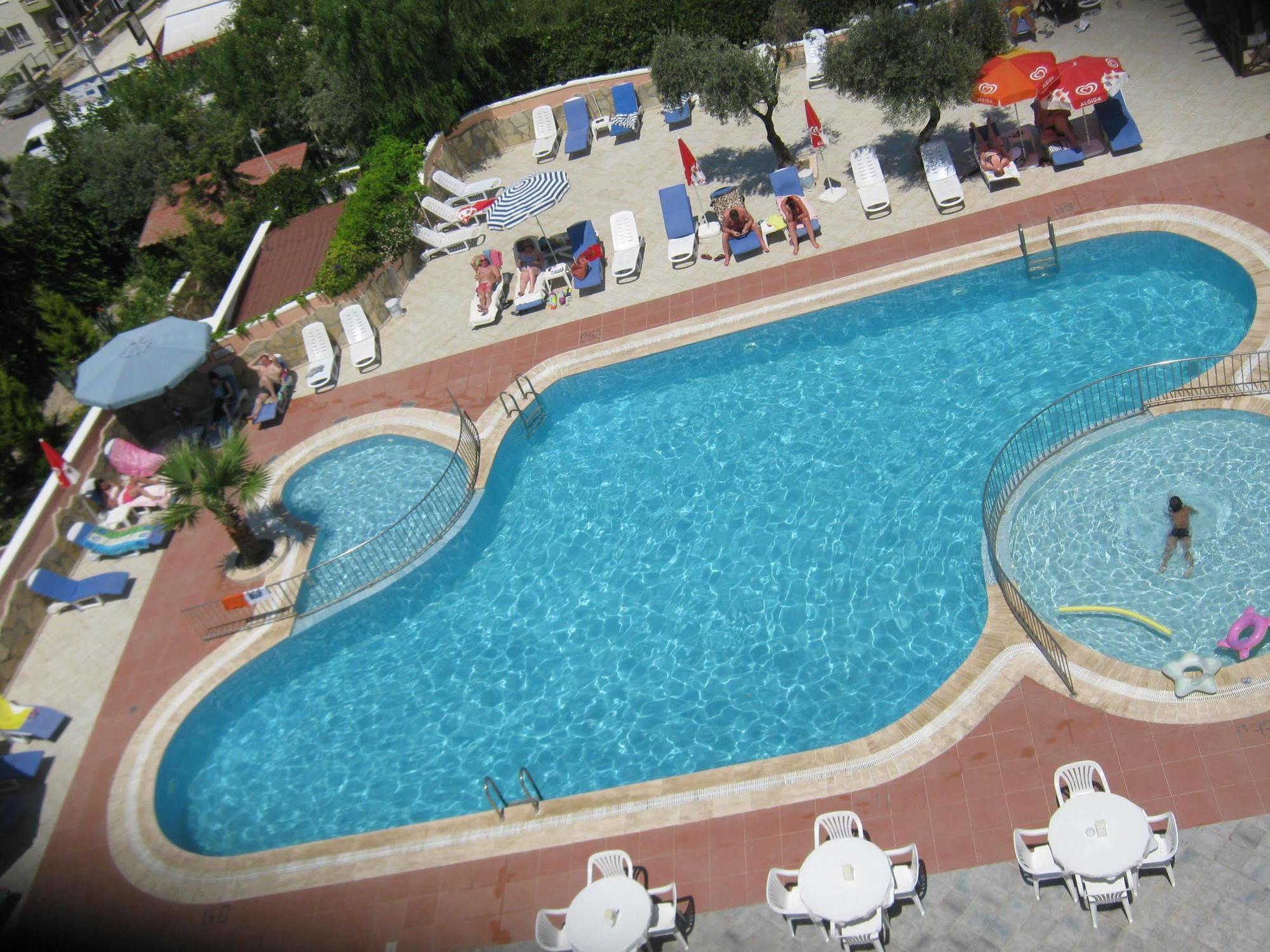 Oya Apartments Kusadasi Luaran gambar