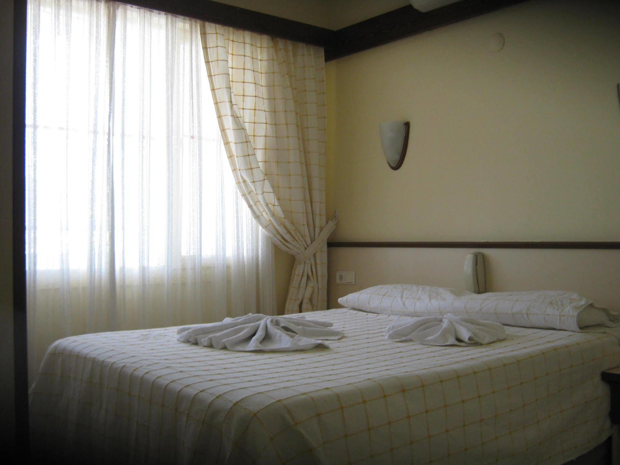 Oya Apartments Kusadasi Luaran gambar